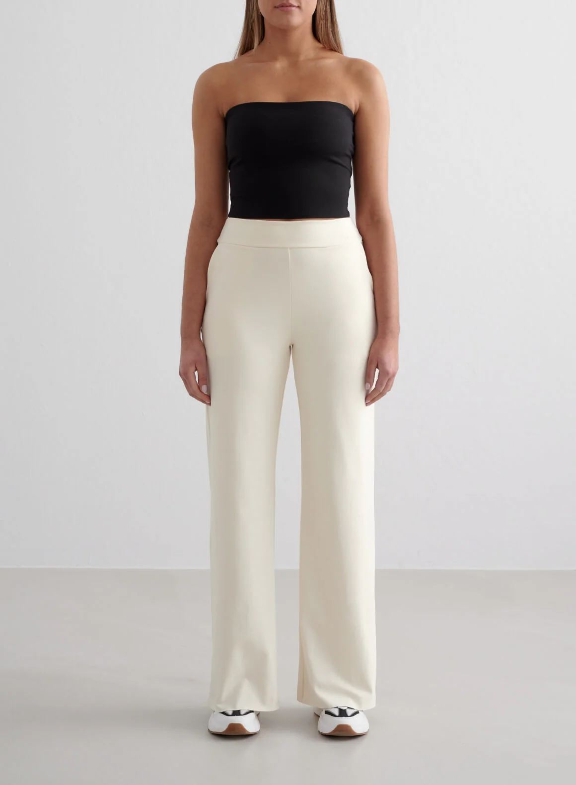 Almond White Sense Wide Pants