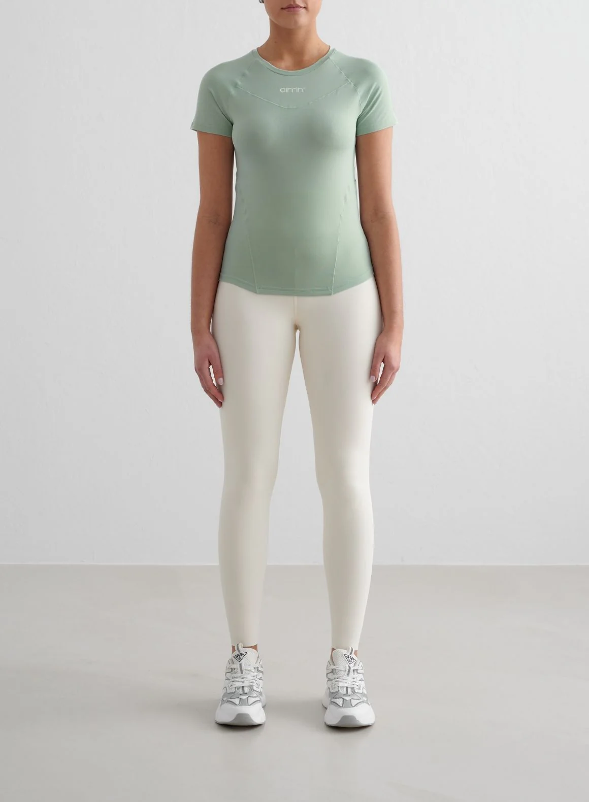 Aqua Soft Basic Short Sleeve - Image 3