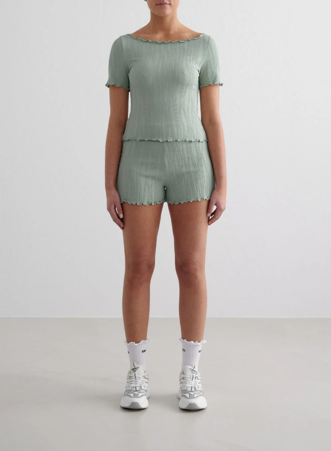 Aqua Tulip Short Sleeve Top - Image 3
