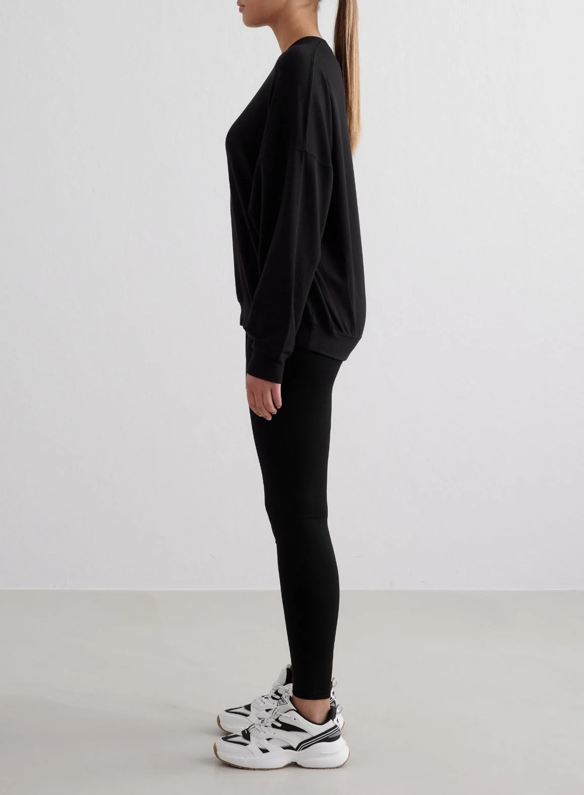 Black Comfy Modal Sweatshirt - Image 5