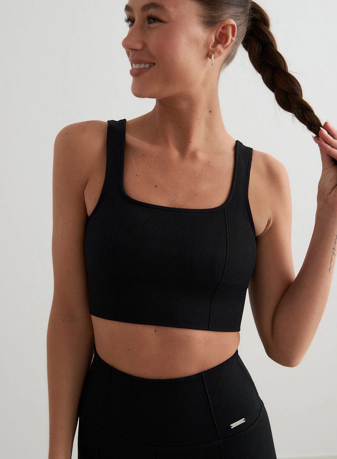 Black Luxe Seamless Bra - Image 2