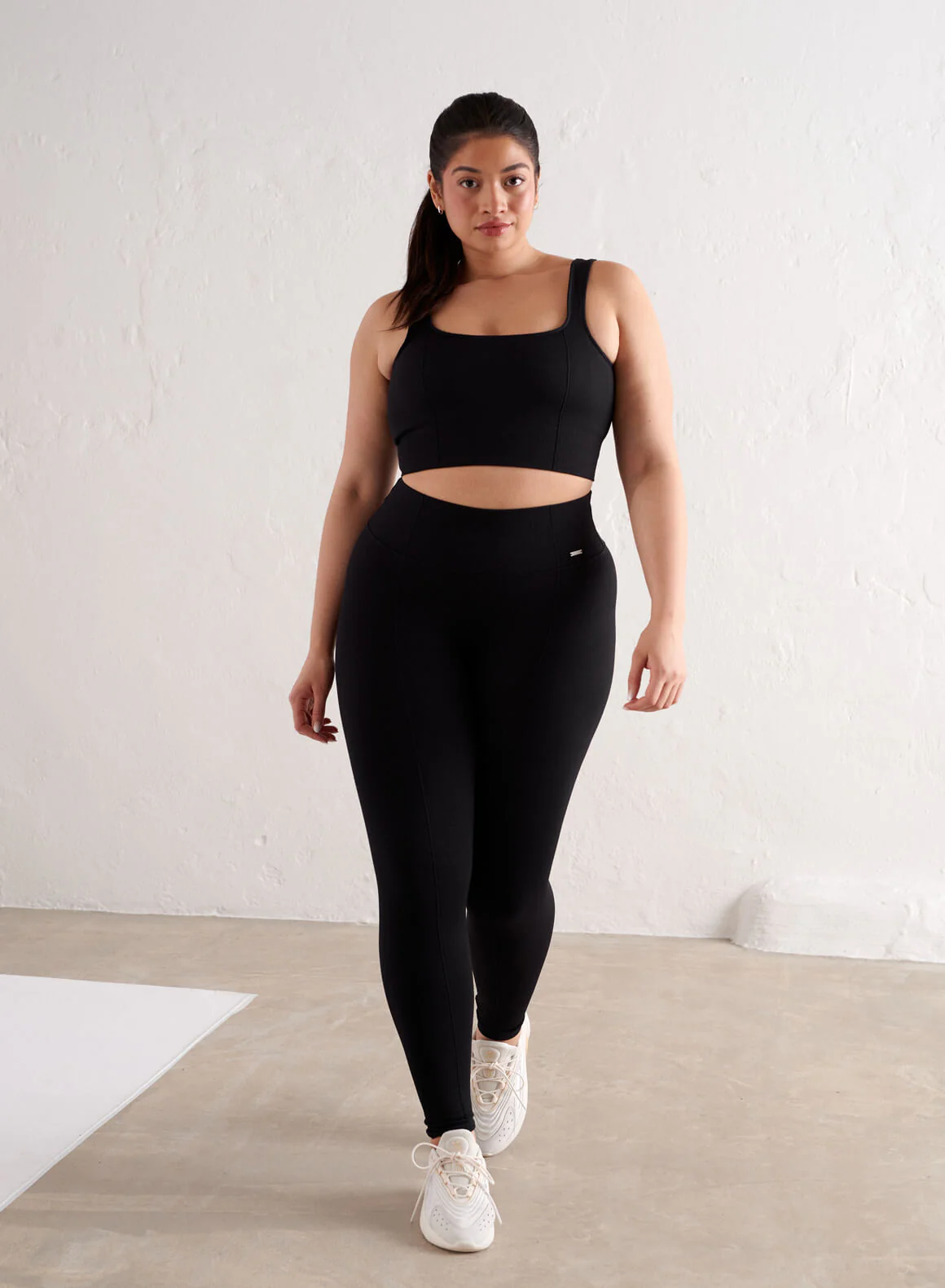 Black Luxe Seamless Bra - Image 9