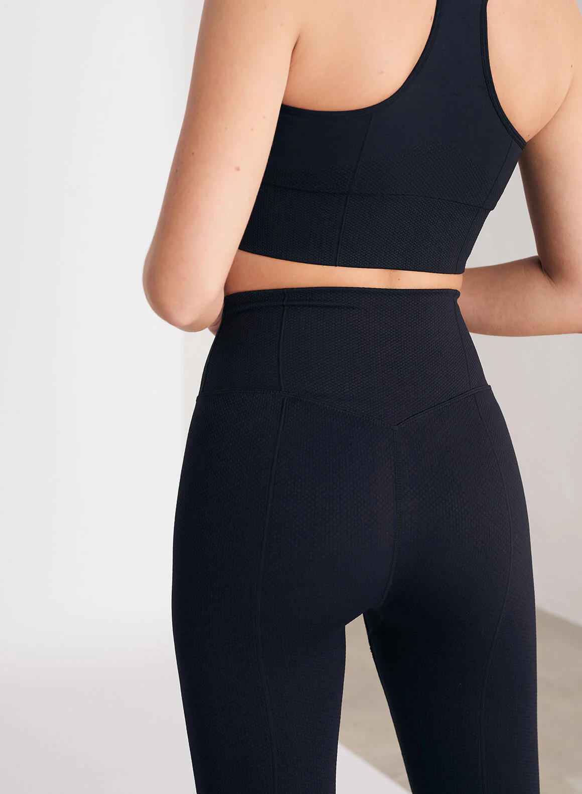 Black Luxe Seamless Tights - Image 13