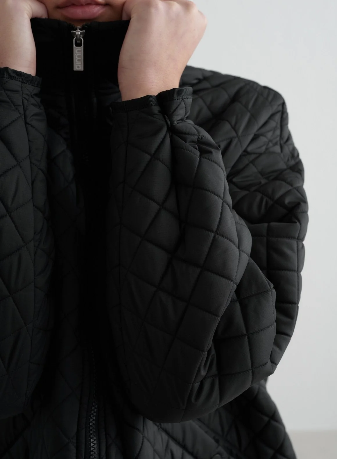 Black Oversized Quilted Jacket - Image 5