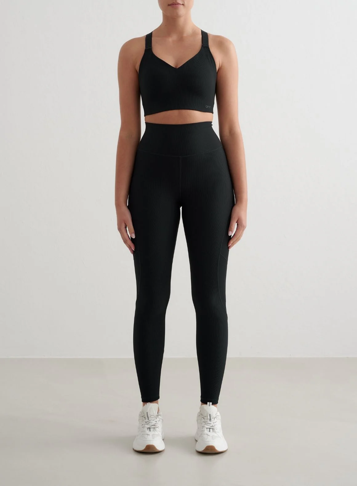 Black Ribbed Performance Pocket Tights - Image 2