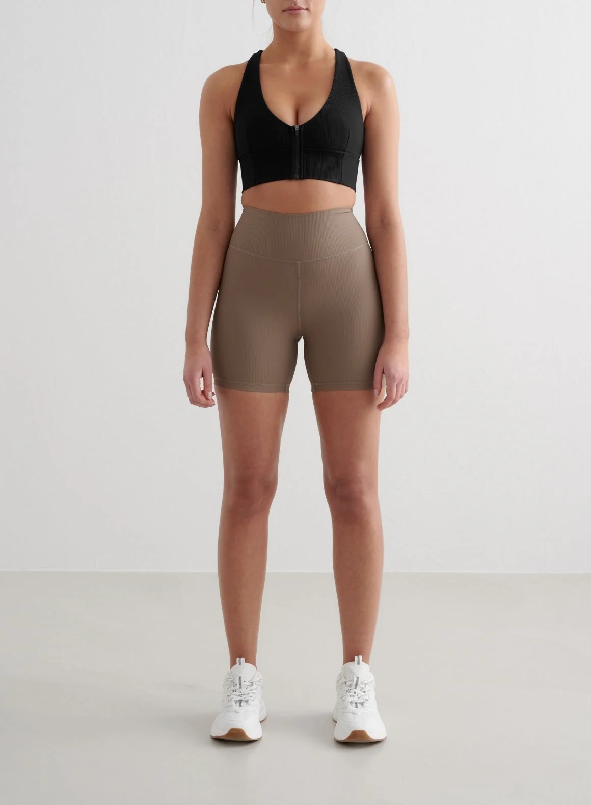 Black Ribbed Performance Zipped Bra - Image 4