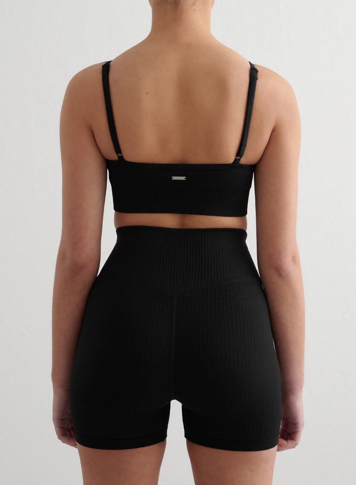 Black Ribbed Seamless Deep Cut Bra - Image 2