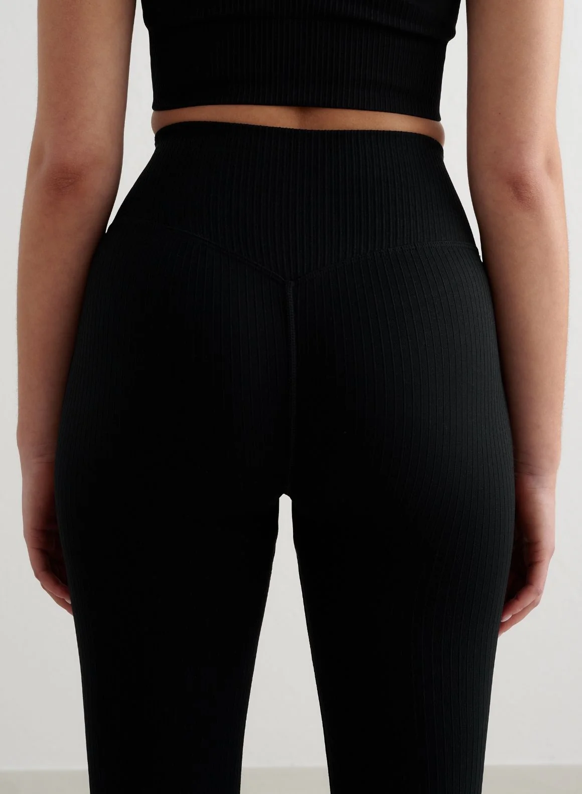 Black Ribbed Seamless Flare Tights - Image 5