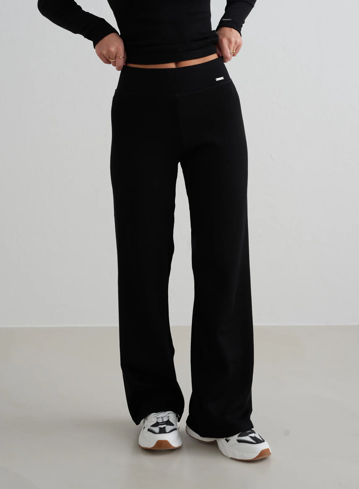 Black Ribbed Wool Petite Wide Pants - Image 3