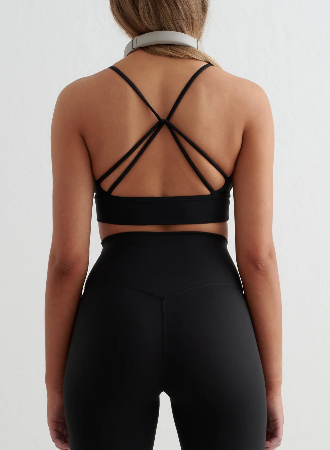 Black Sense Flare Tights & Strap Bra Set - Image 4