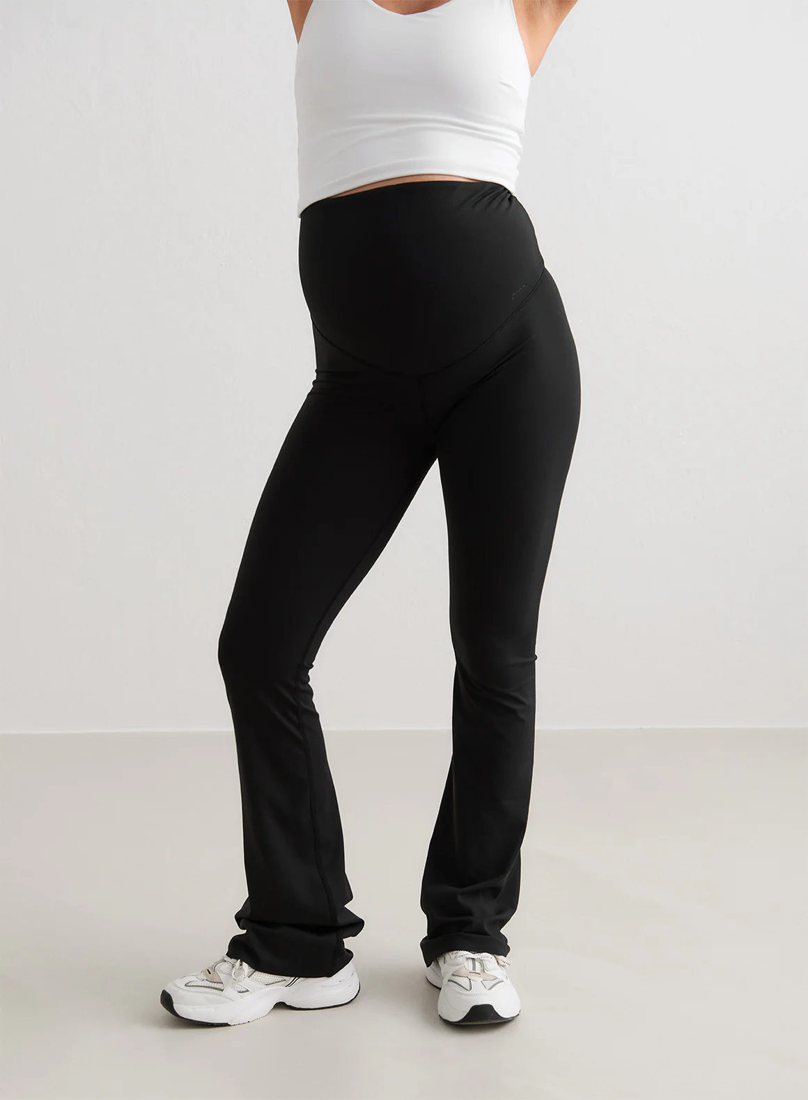 Black Sense Maternity Flare Tights - Image 5