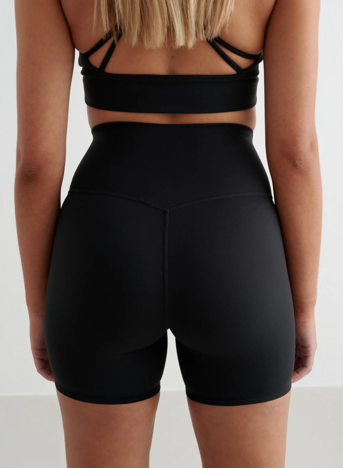 Black Sense Midi Biker Shorts - Image 4