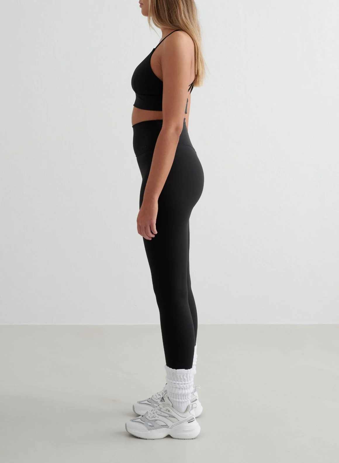 Black Sense Tights & Strap Bra Set - Image 3