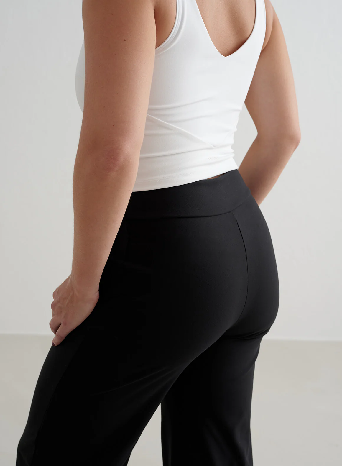 Black Sense Wide Petite Pants - Image 4