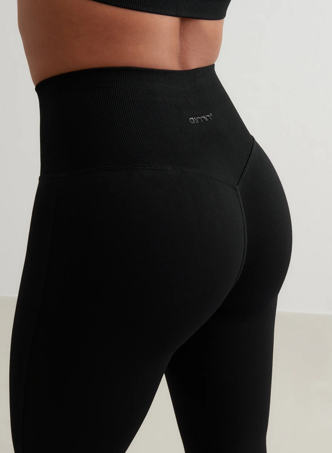 Black Shape Seamless Flare Tights - Image 24