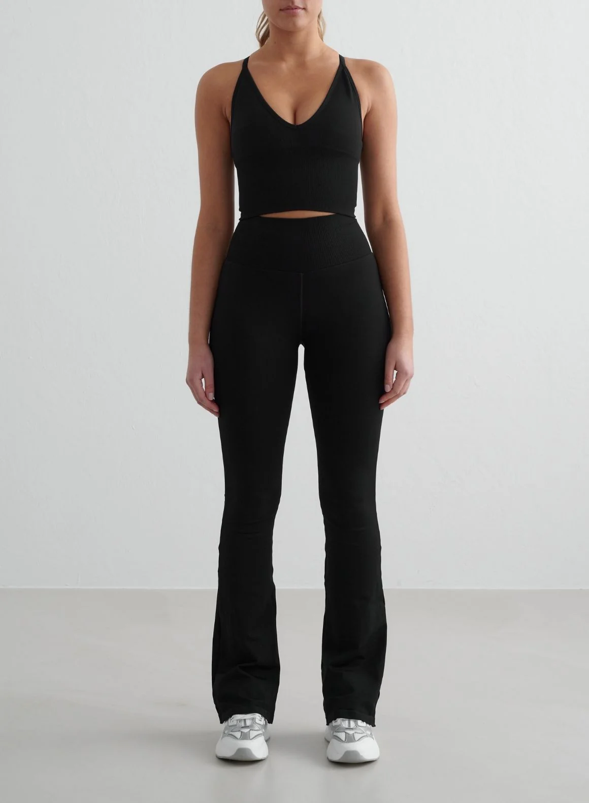 Black Shape Seamless Flare Tights - Image 4