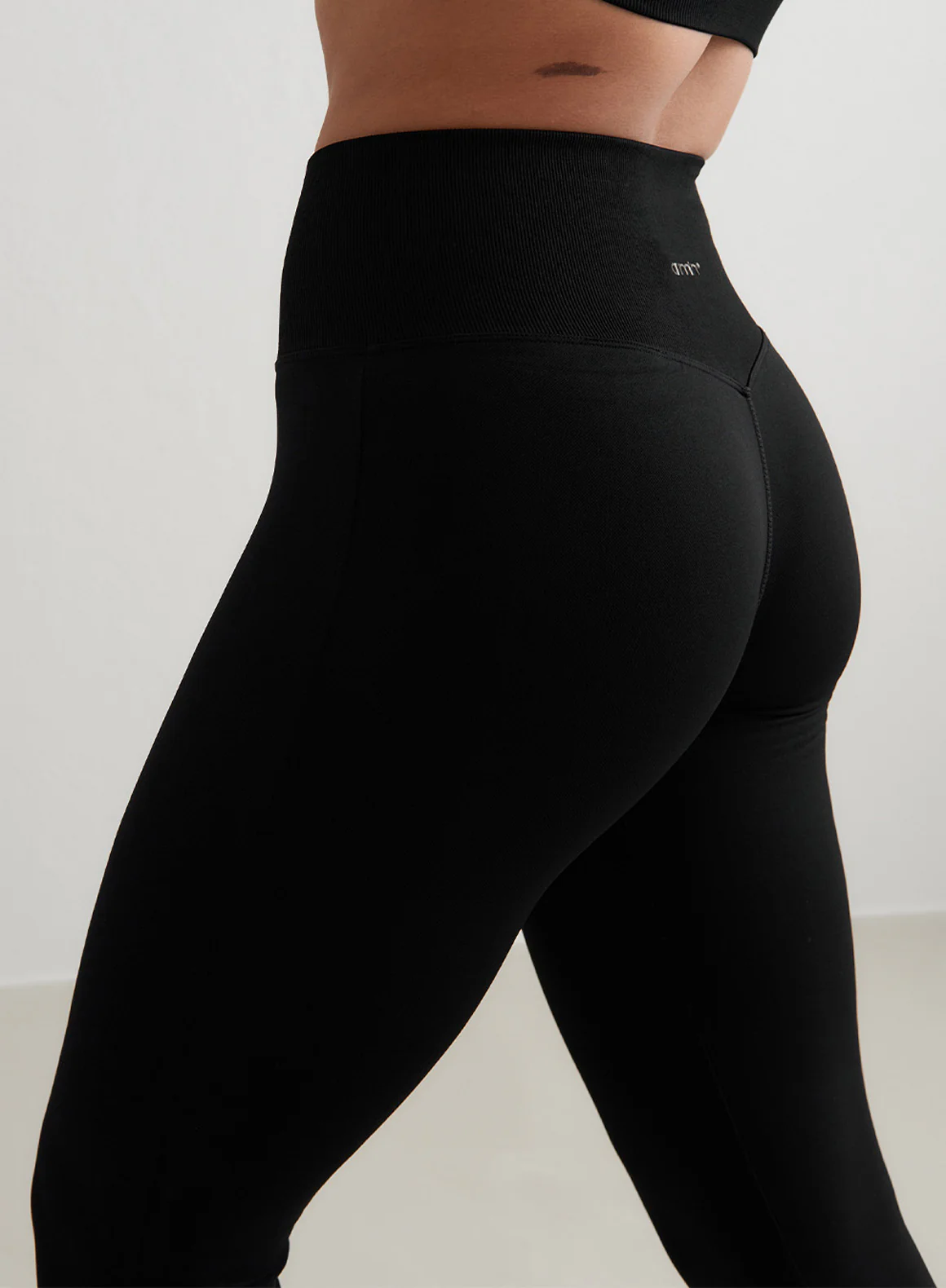 Black Shape Seamless Flare Tights - Image 58