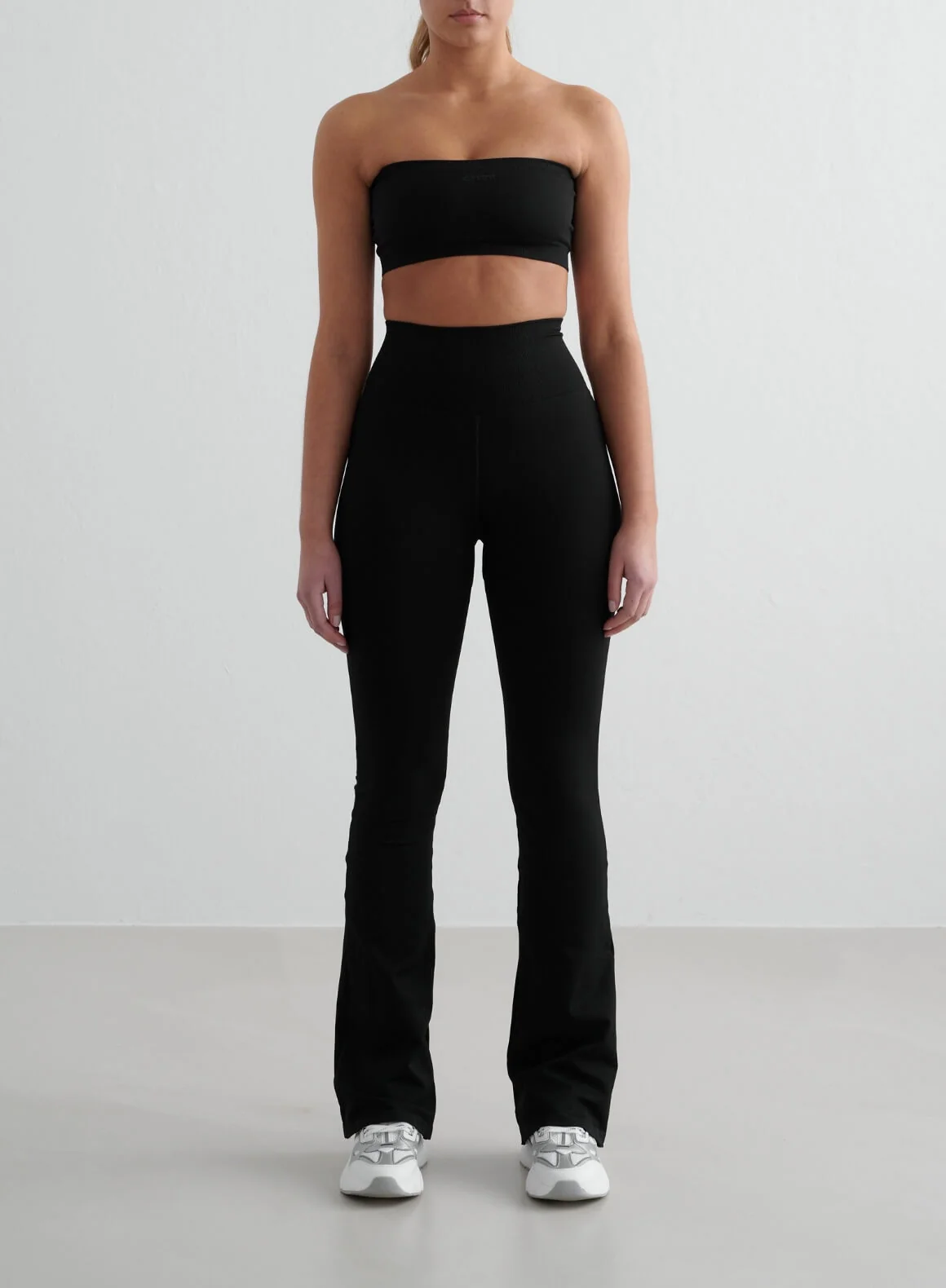Black Shape Seamless Flare Tights & Bandeau Set