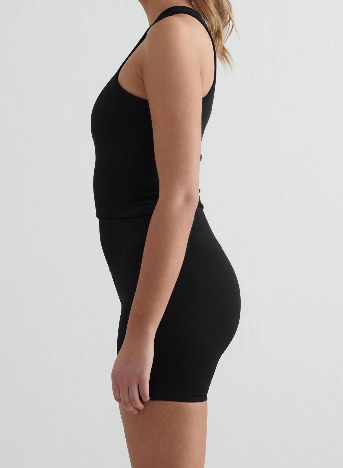 Black Shape Seamless Hotpants - Image 7