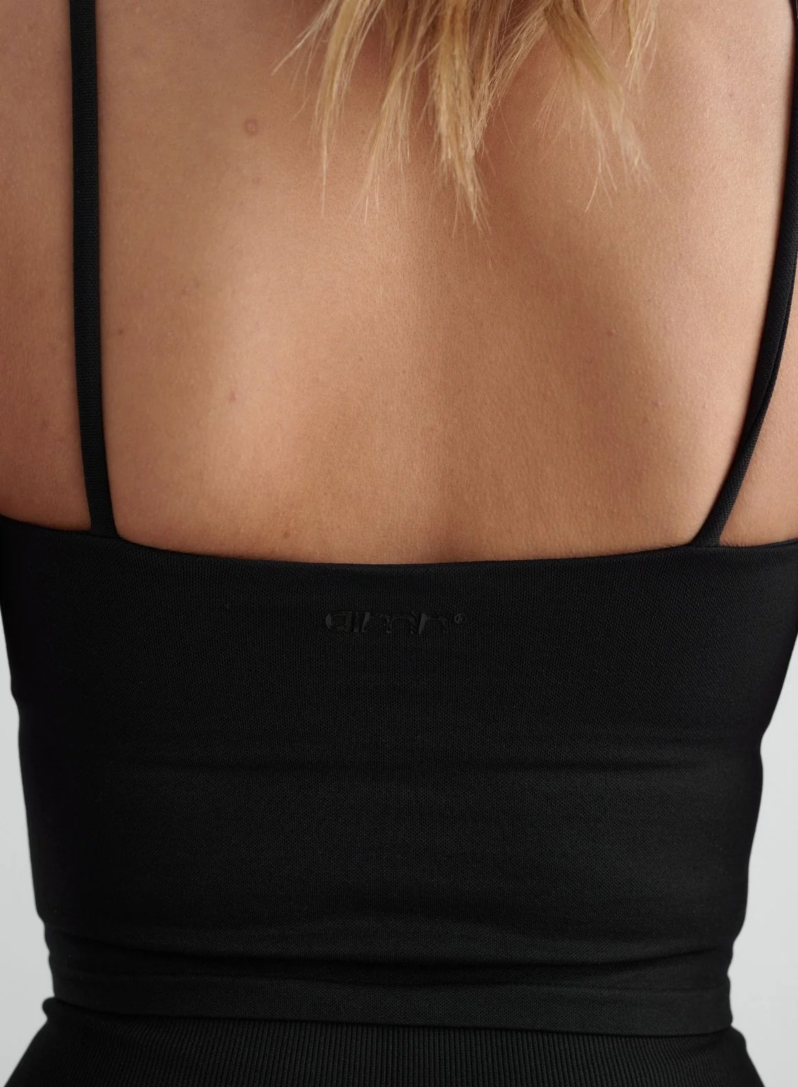 Black Shape Seamless Strap Singlet - Image 5