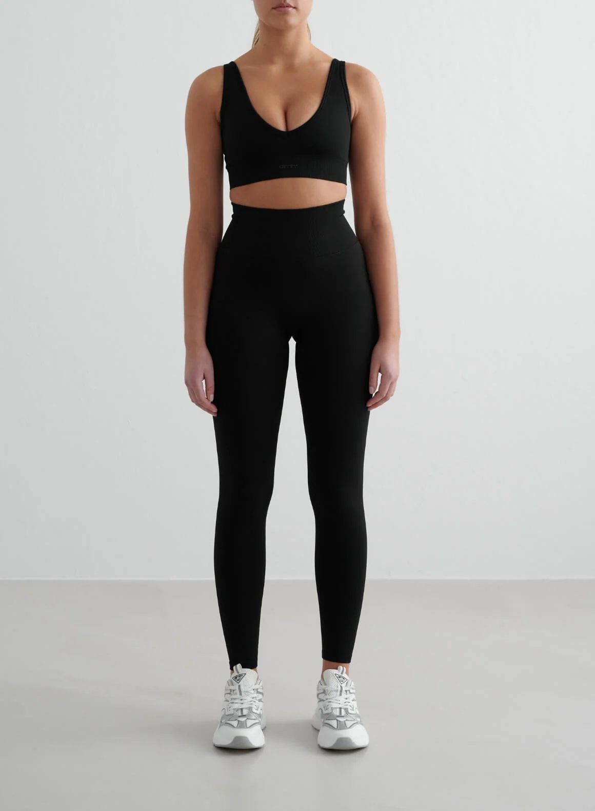 Black Shape Seamless Tights & Deep Cut Bra Set