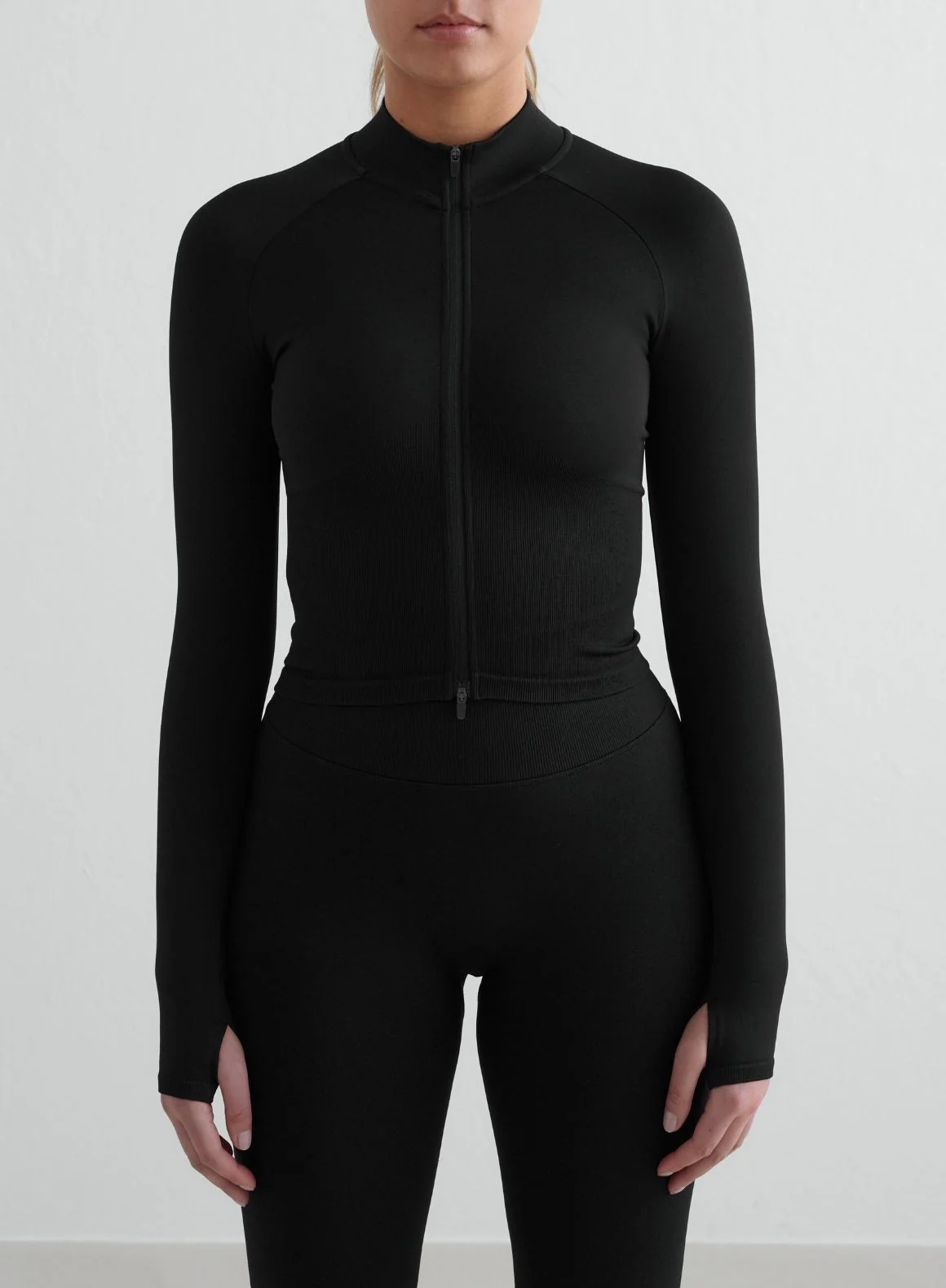 Black Shape Seamless Zip Jacket