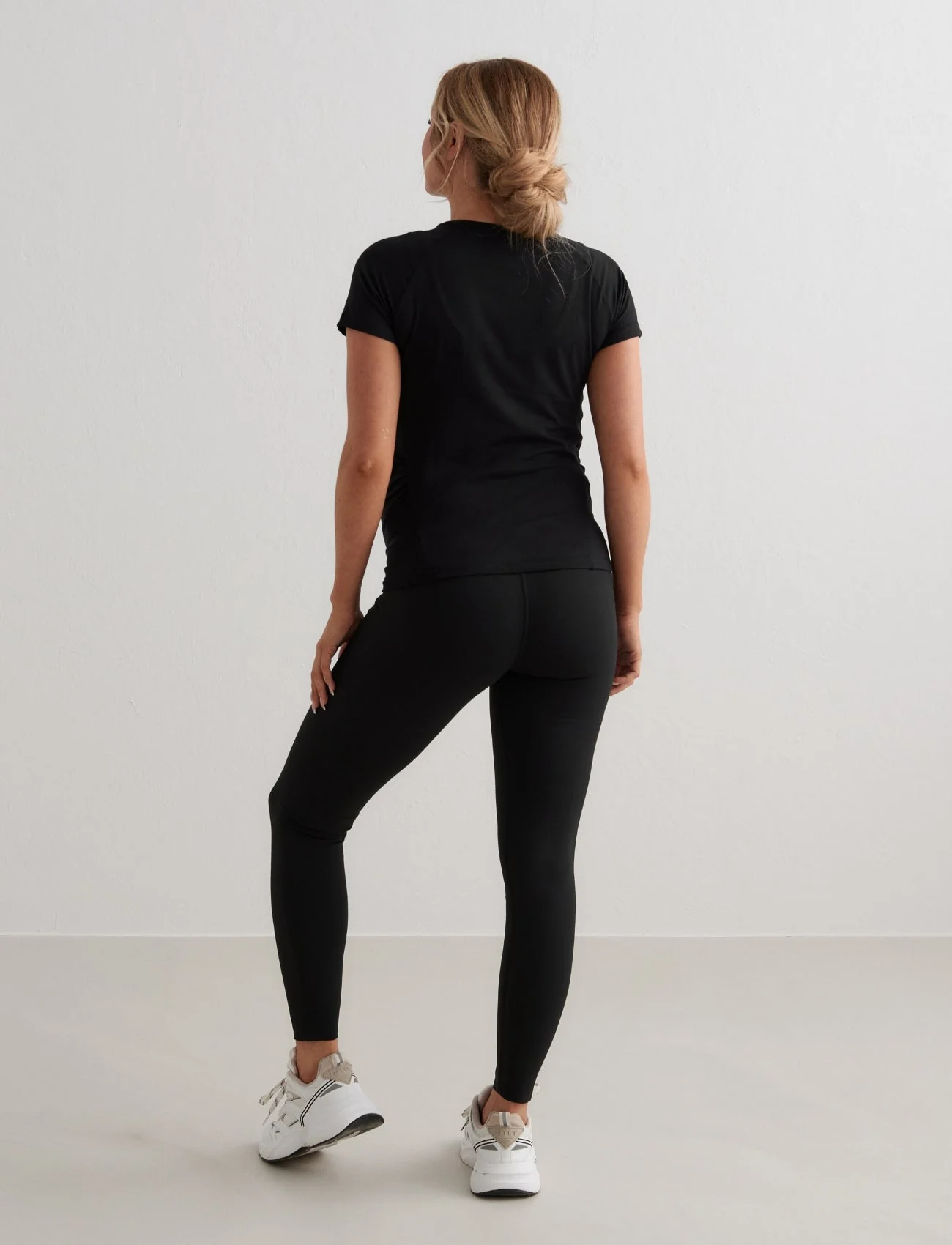 Black Soft Basic Maternity Short Sleeve - Image 6