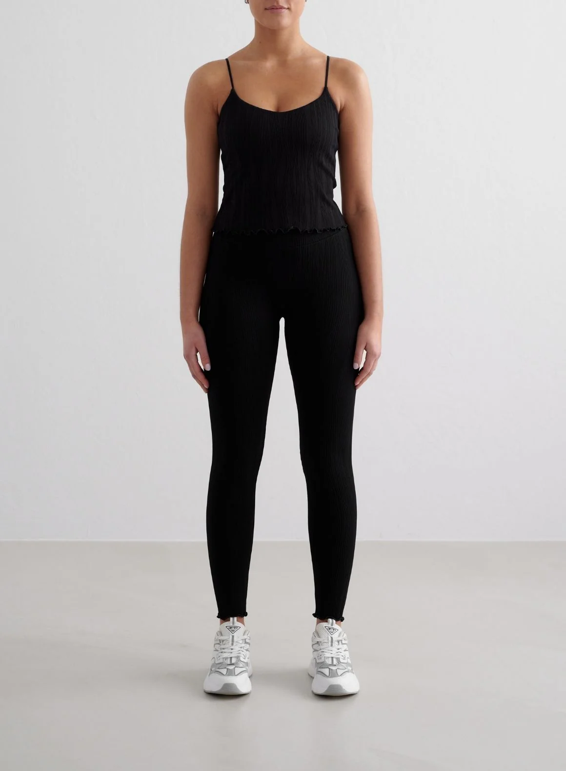 Black Tulip Singlet - Image 3