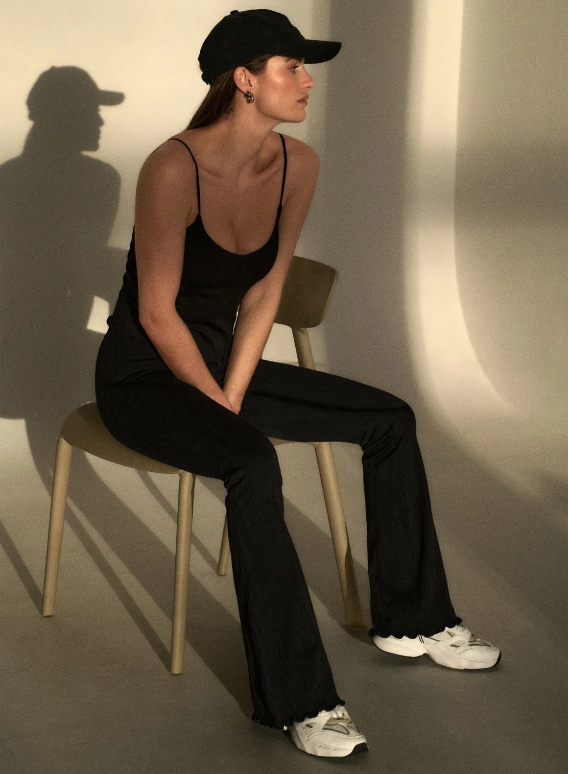 Black Tulip Singlet - Image 6