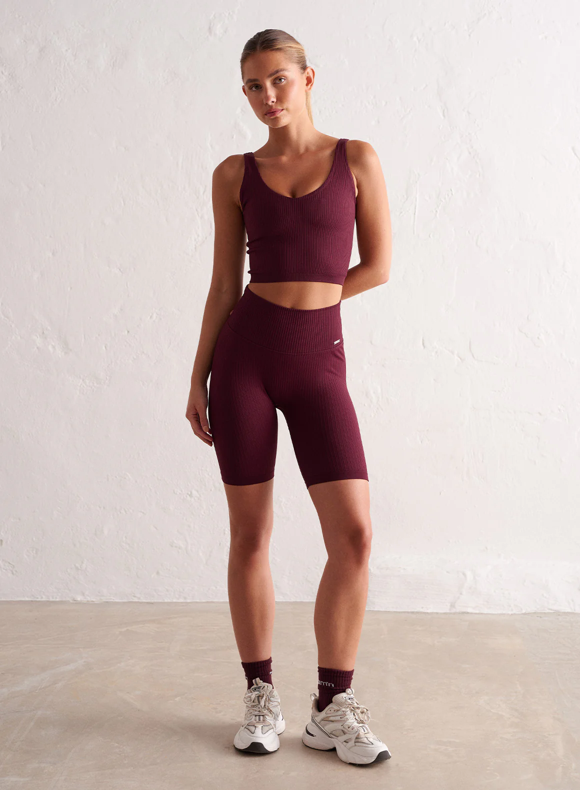 Bordeaux Ribbed Seamless Biker Shorts - Image 5