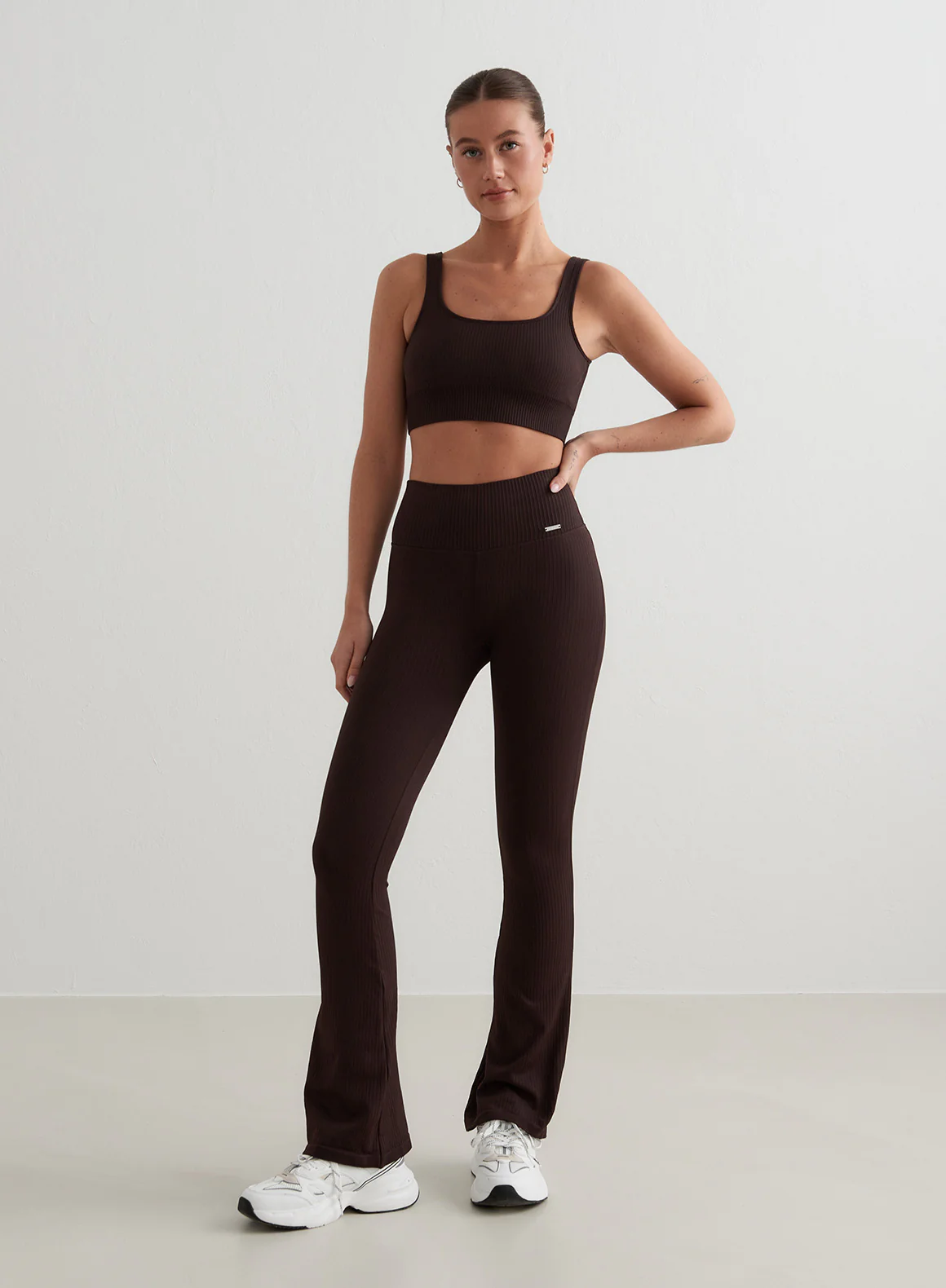 Cacao Ribbed Seamless Flare Tights - Image 9
