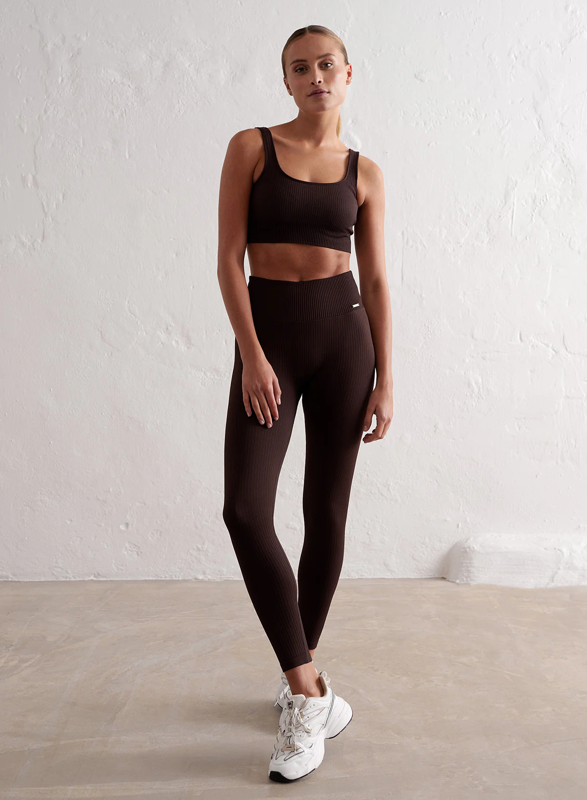 Cacao Ribbed Seamless Tights - Image 5