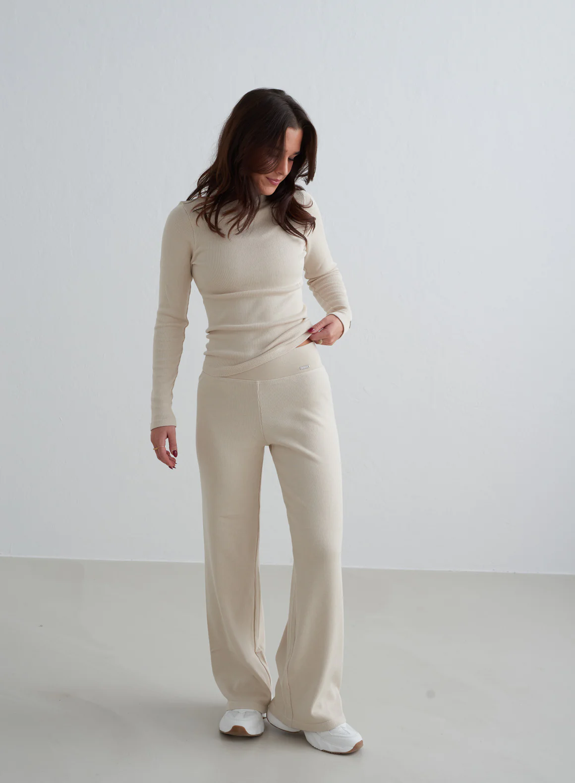 Café Au Lait Ribbed Wool Petite Wide Pants - Image 7
