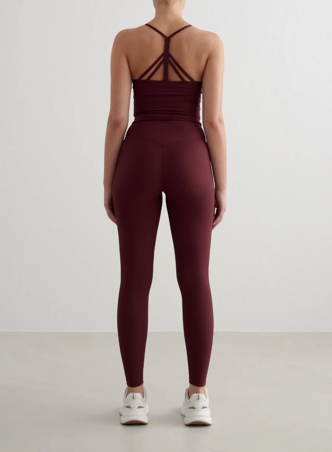 Cherry Ribbed Performance Tights - Image 3
