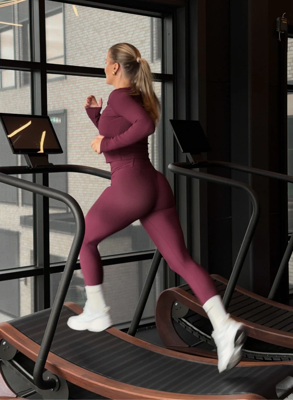 Cherry Ribbed Performance Zipped Cardigan - Image 2