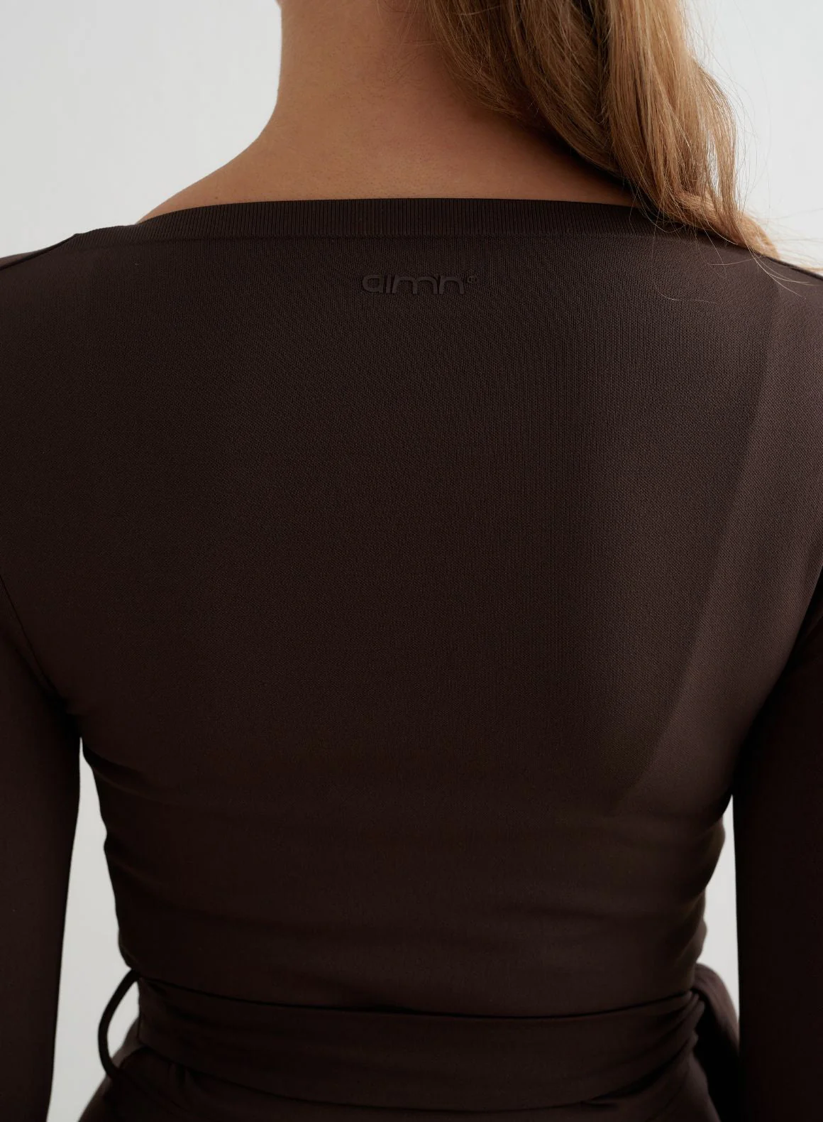 Chocolate Shape Seamless Wrap Long Sleeve - Image 7