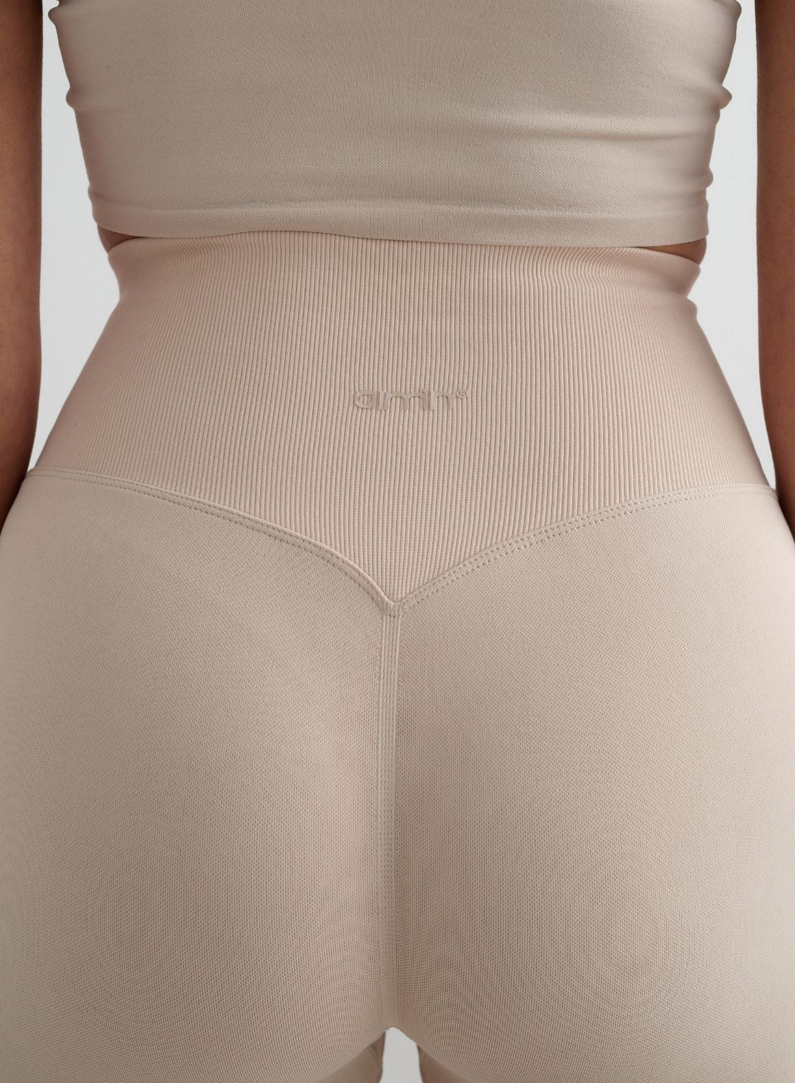 Clay Shape Seamless Hotpants - Image 6