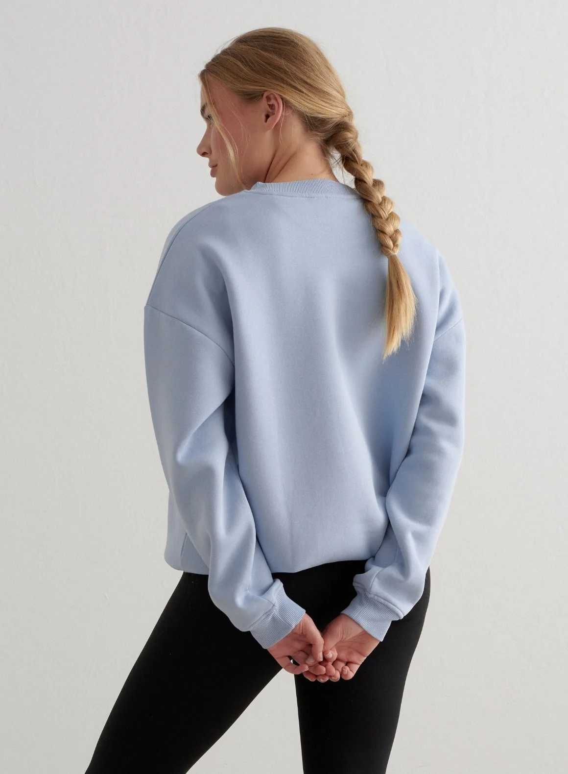 Cloudy Blue Serif Sweatshirt - Image 5