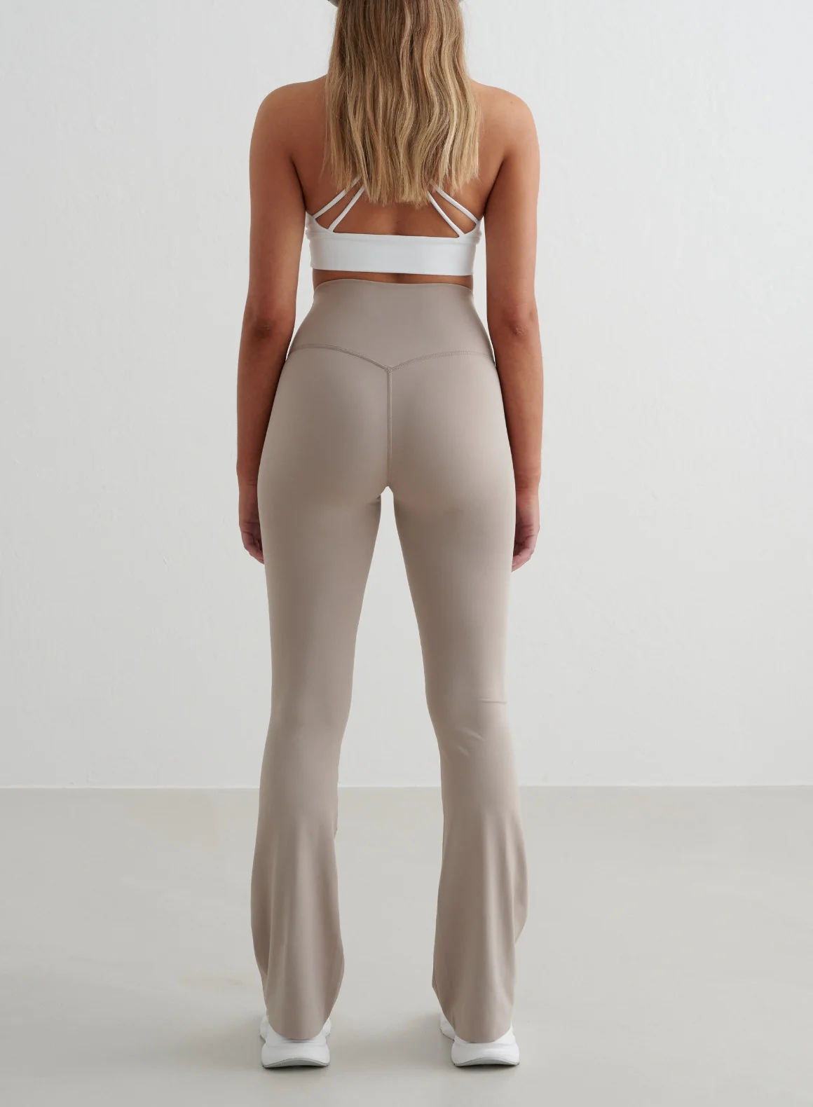 Dark Clay Sense Flare Tights - Image 2
