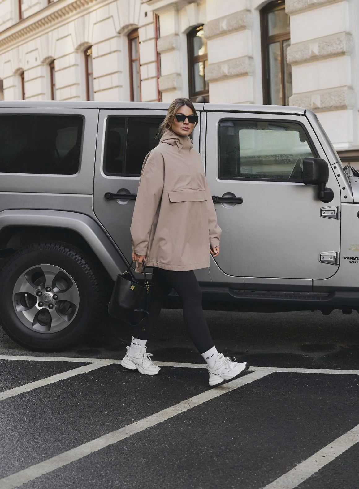 Espresso Waterproof Oversized Anorak - Image 4