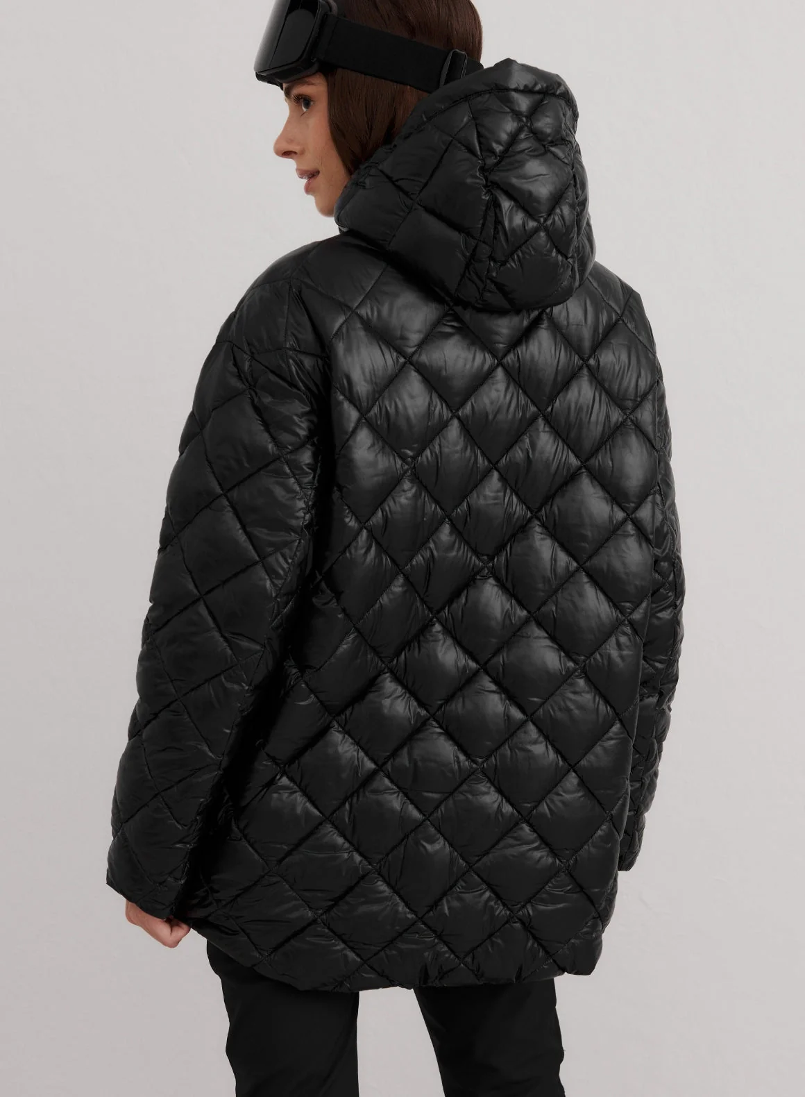 Glossy Black Luxe Quilted Anorak - Image 4