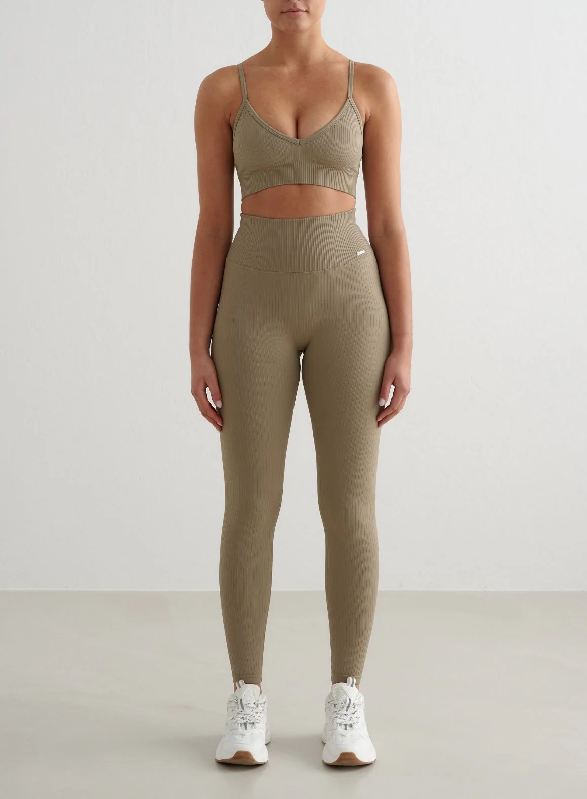 Green Tea Ribbed Seamless Deep Cut Bra - Image 3