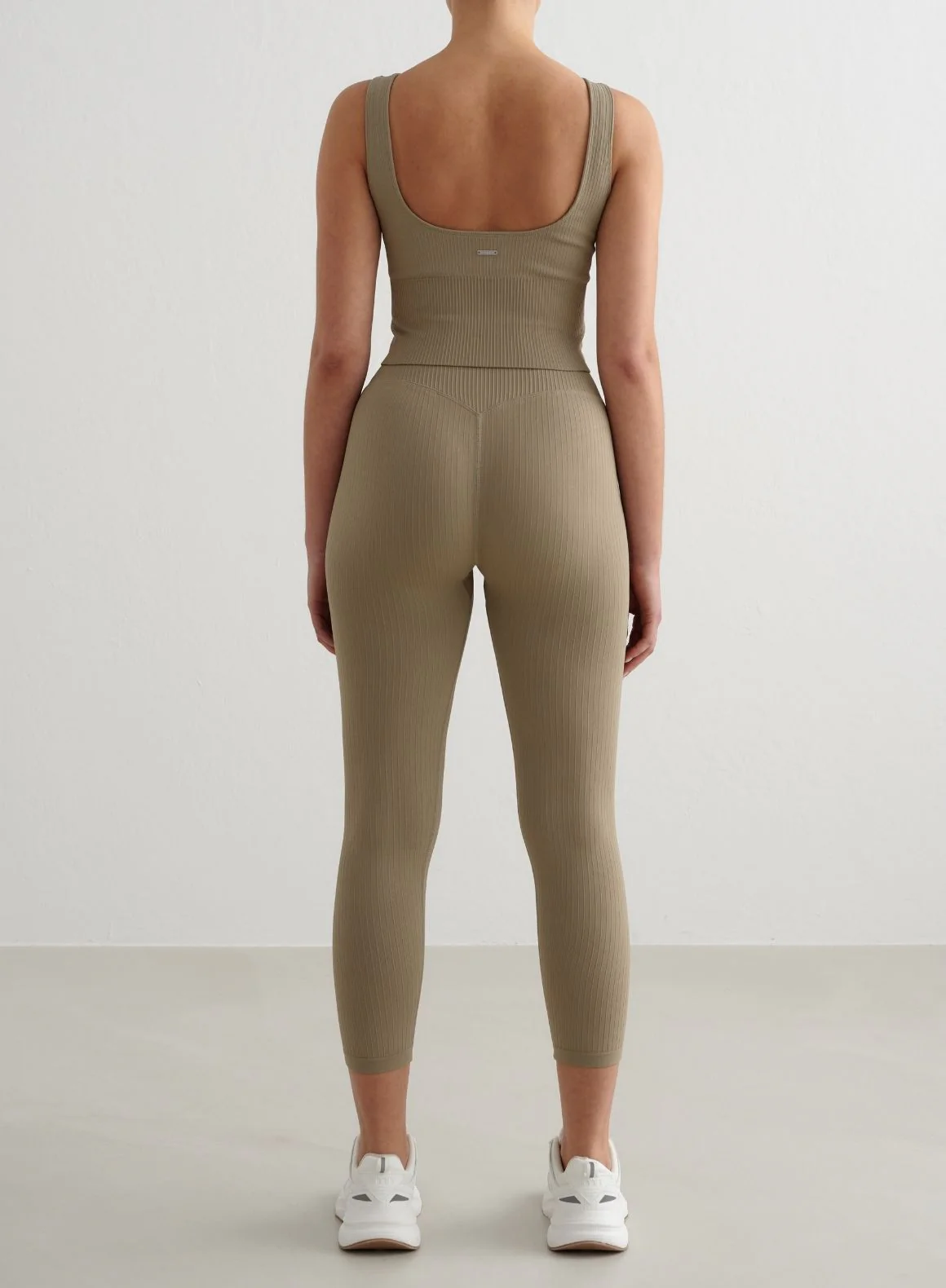 Green Tea Ribbed Seamless Tights 7/8 - Image 2