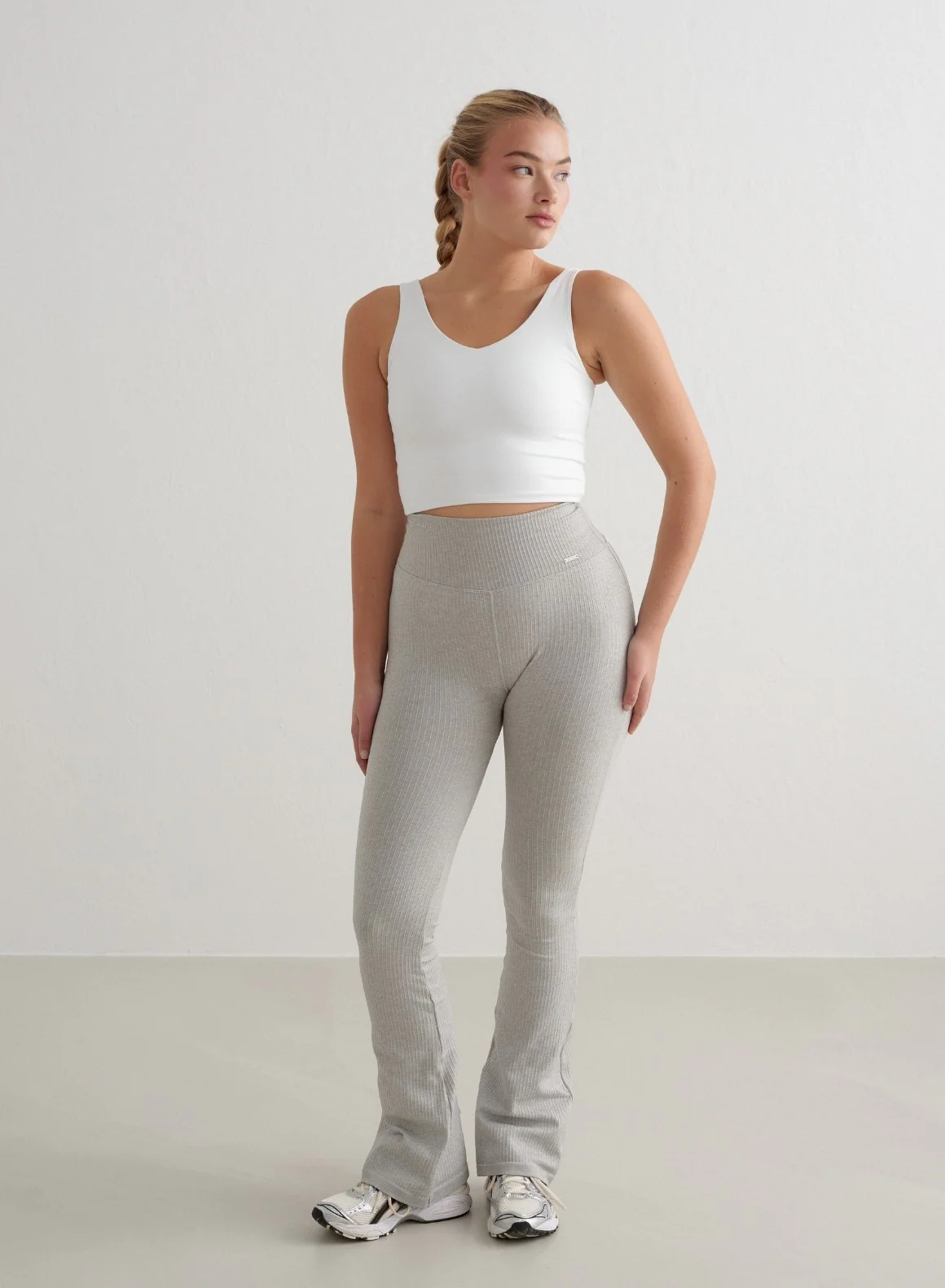 Grey Melange Ribbed Seamless Flare Tights - Image 4