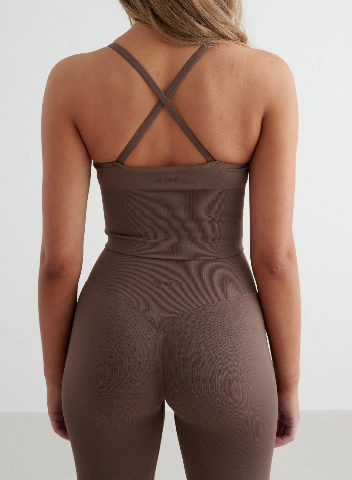 Macchiato Shape Seamless Cross Back Bralette - Image 2