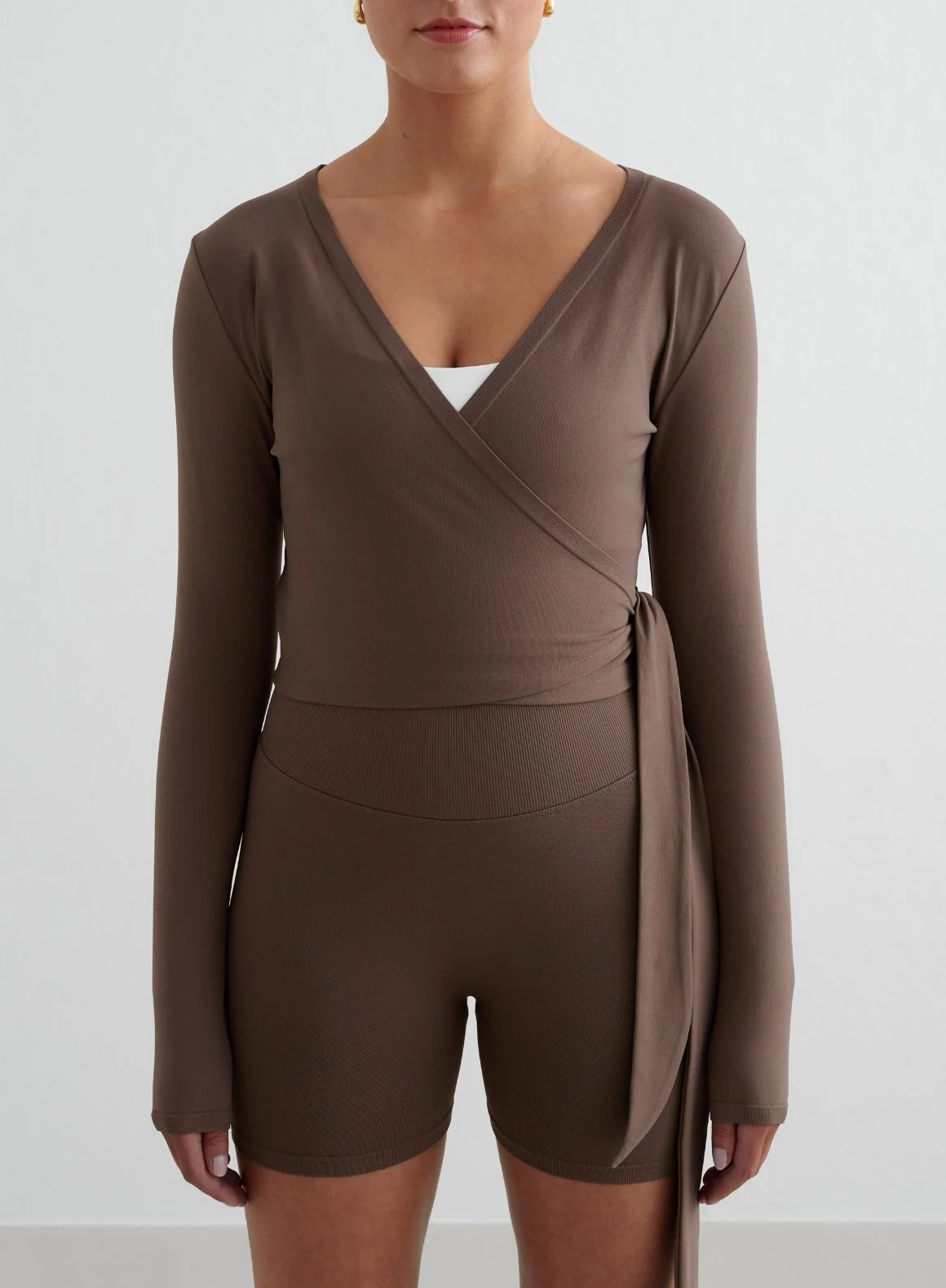 Macchiato Shape Seamless Wrap Long Sleeve - Image 2