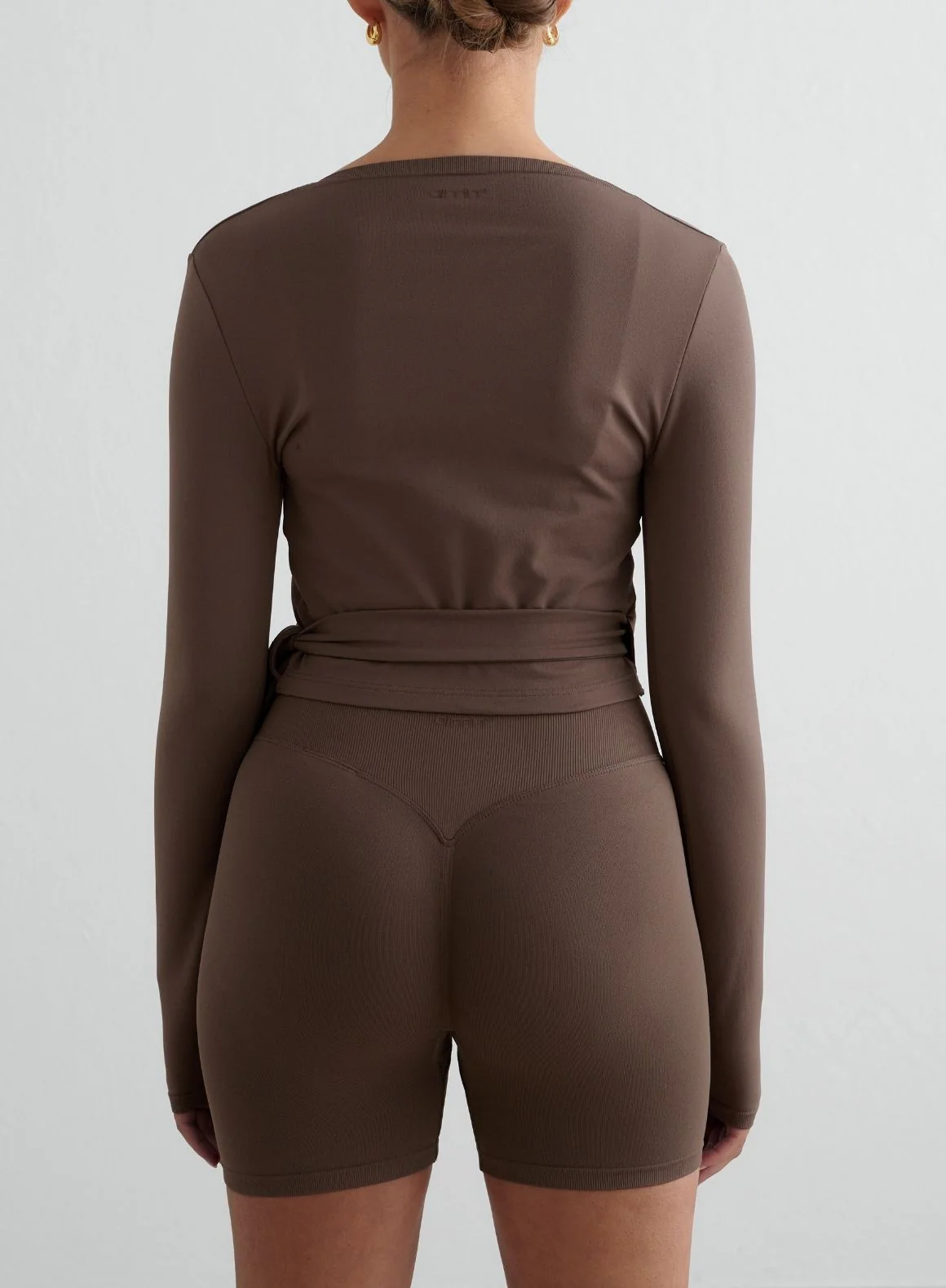 Macchiato Shape Seamless Wrap Long Sleeve - Image 3