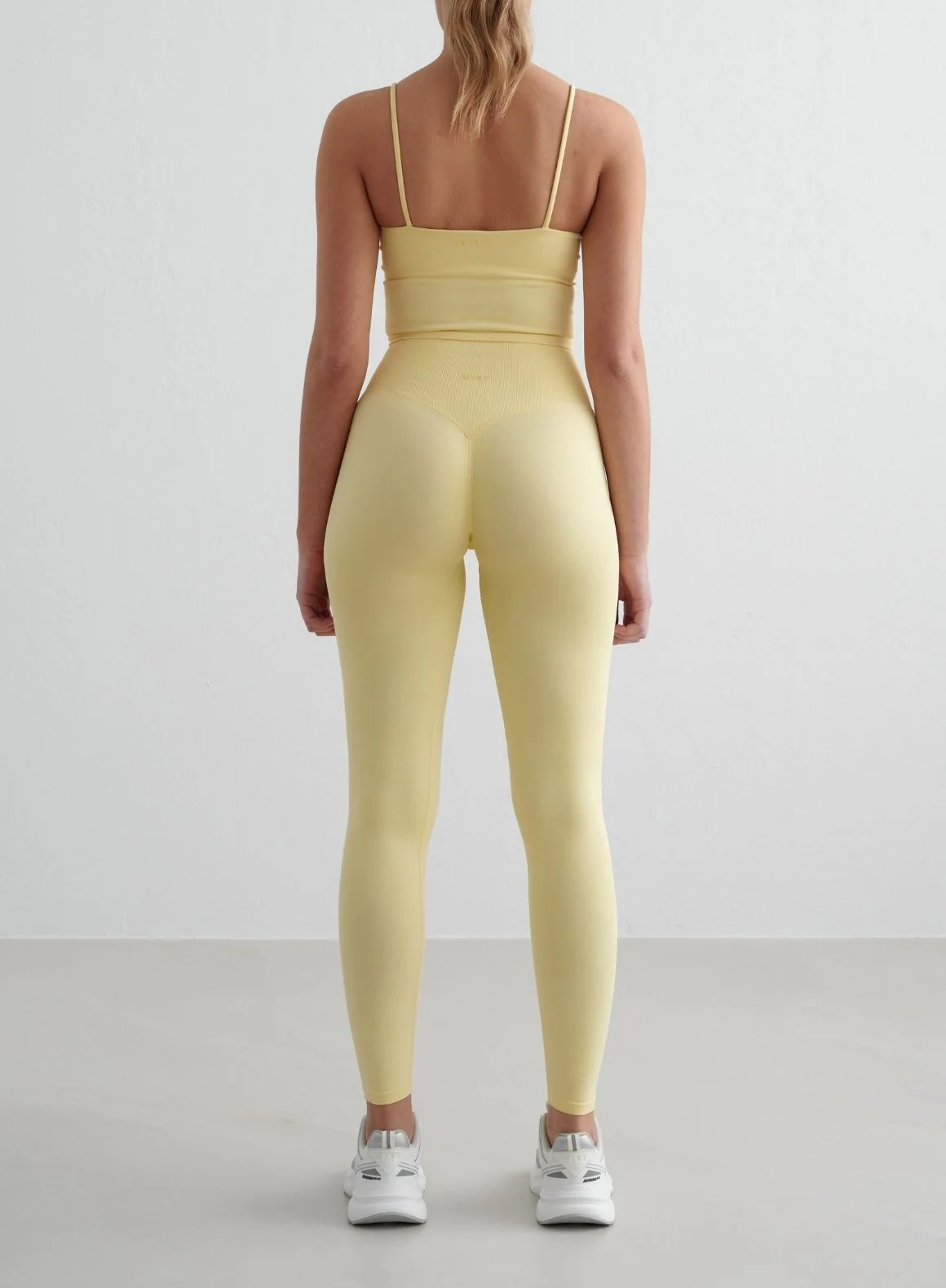 Mellow Shape Seamless Tights & Strap Singlet Set - Image 2