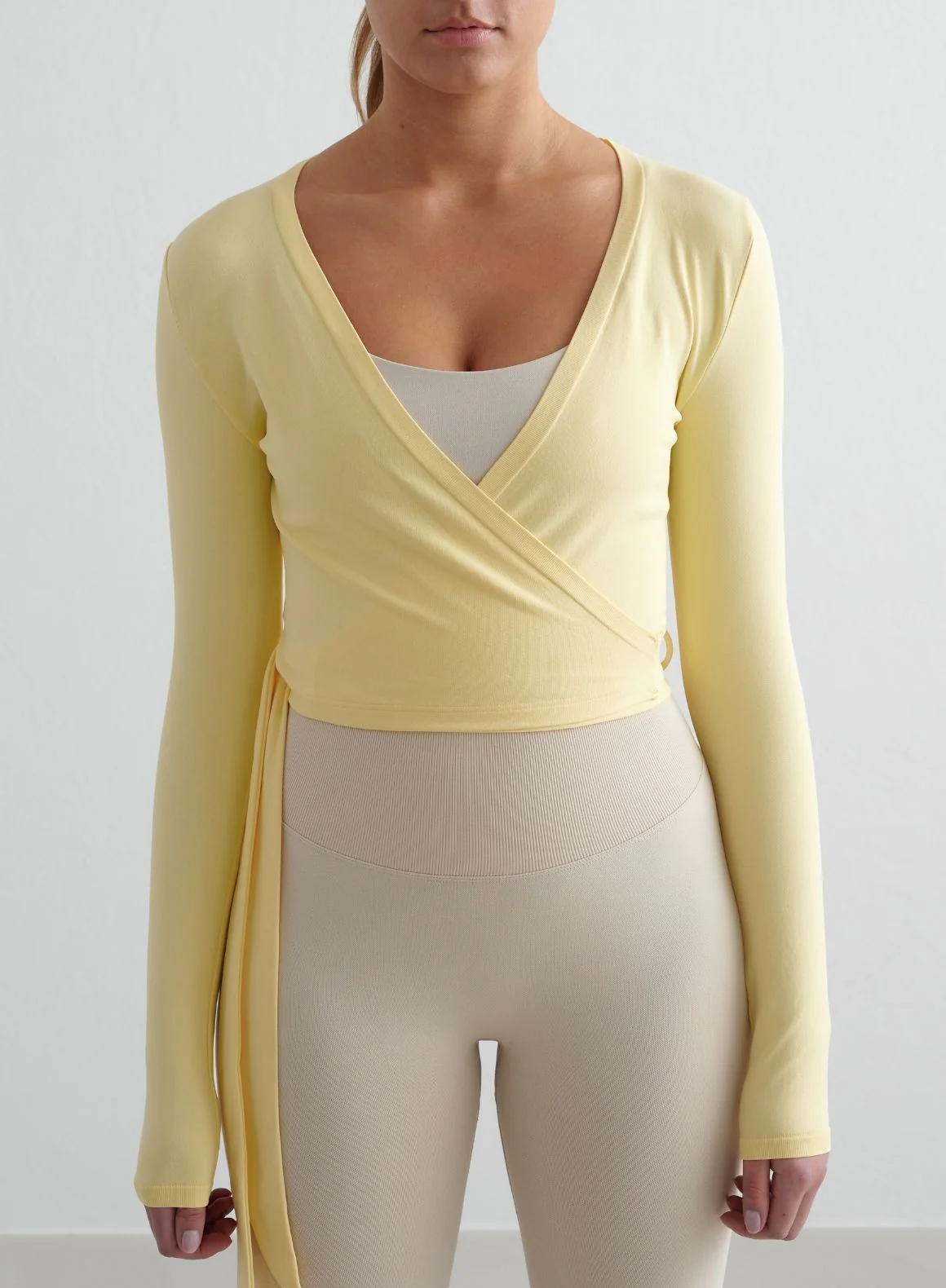 Mellow Shape Seamless Wrap Long Sleeve
