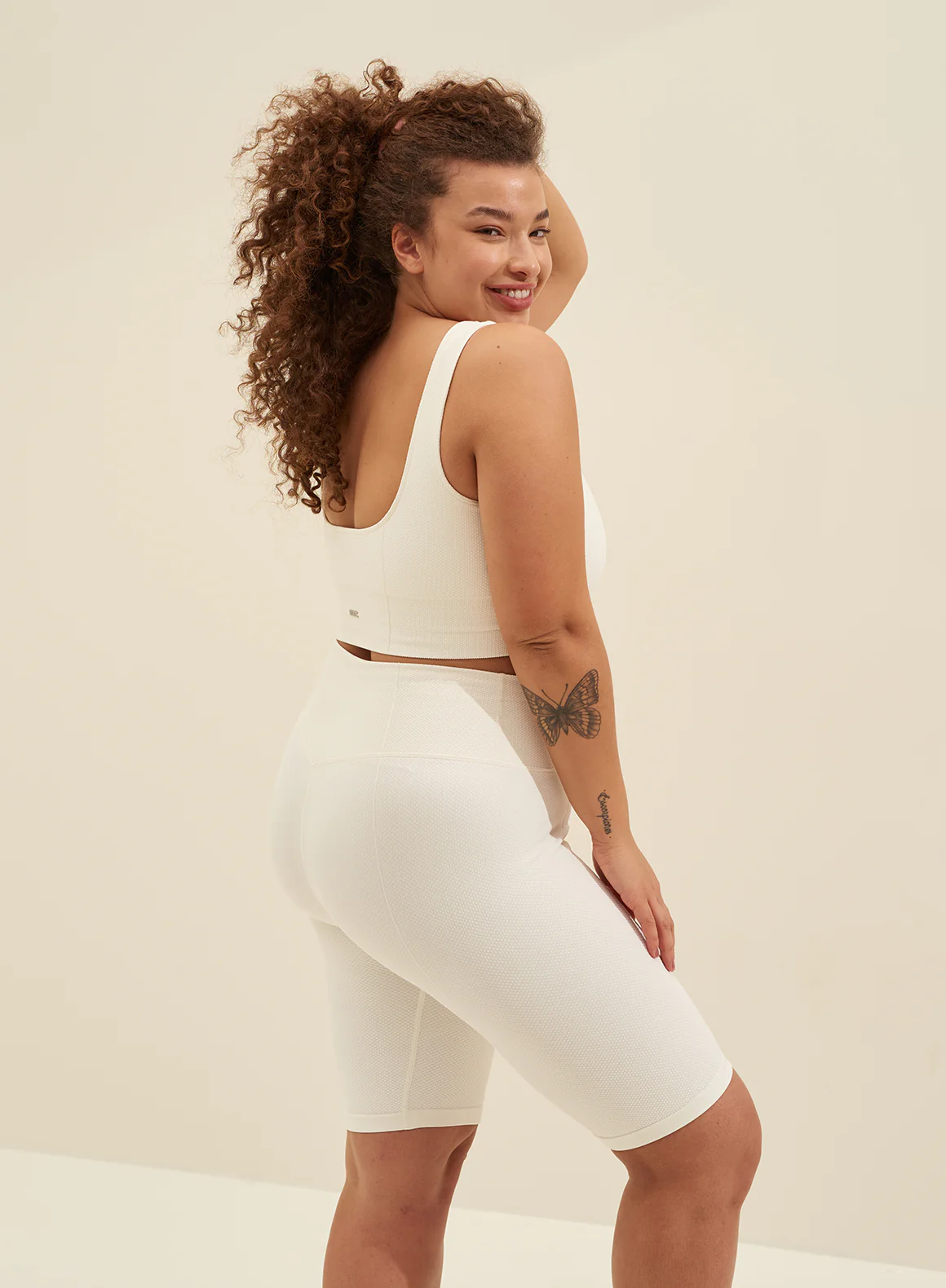 Off White Off-White Luxe Seamless Biker Shorts - Image 5